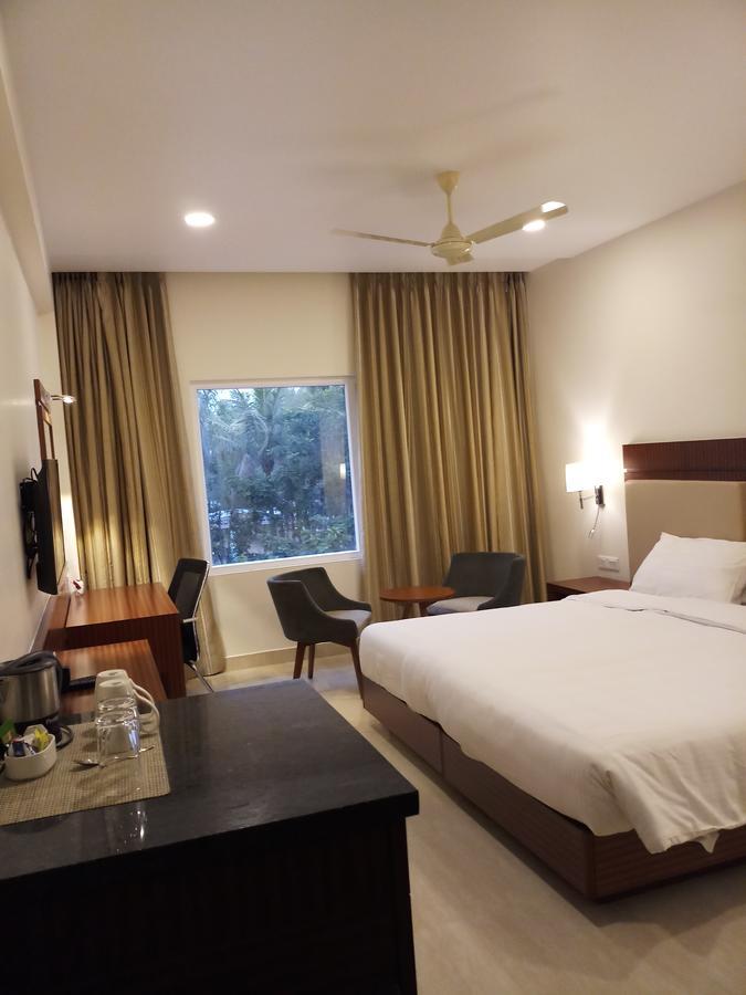 Hotel Aadrika 3*